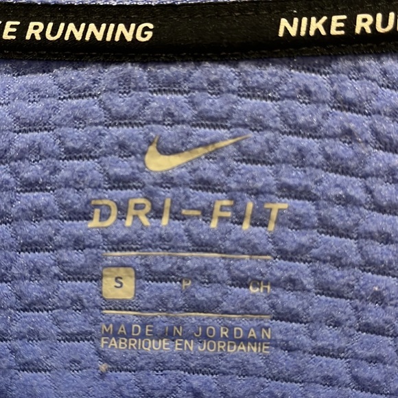 Nike Womens DRI-FIT long Sleeve - Picture 3 of 5